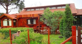 HERMOSO CHALET DE CATEGORIA CON PISCINA