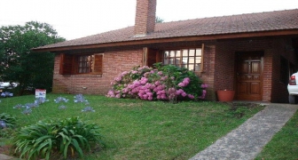 AMPLIO CHALET DE GRAN CAPACIDAD